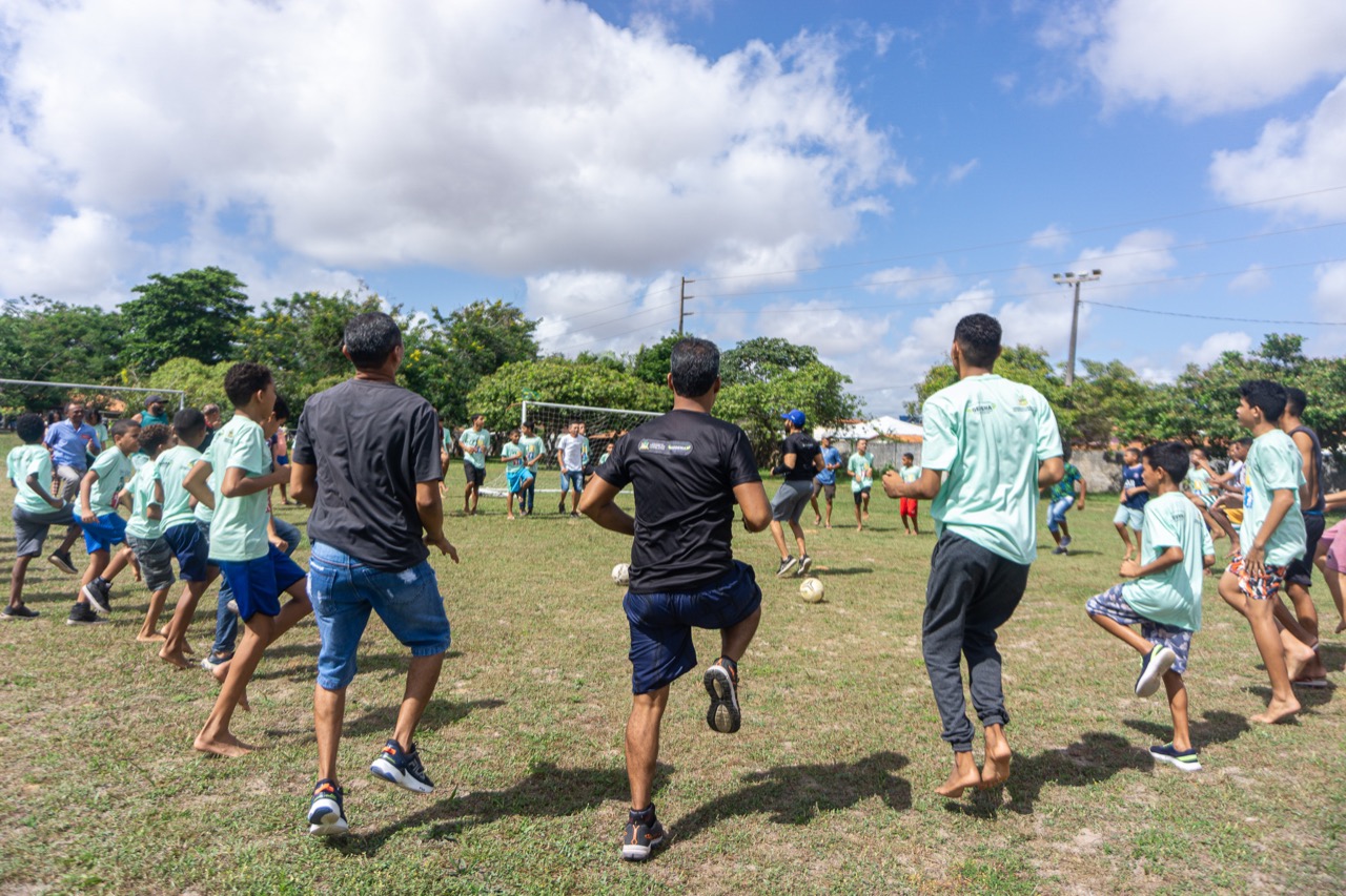 Foram realizadas diversas brincadeiras ao longo da programação em homenagem ao Dia dos Pais