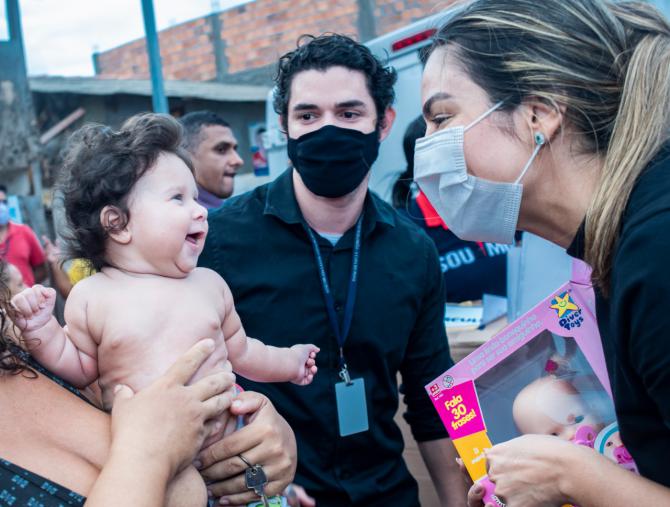  Gedema Solidário doa alimentos e brinquedos a moradores da Ilhinha 