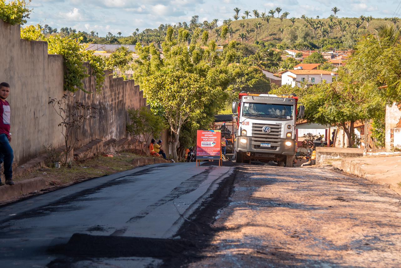 Serviços integram pacote de 10 km destinados ao município de Dom Pedro, por meio do programa 
