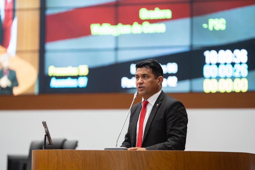 Wellington do Curso relata visita à Iracema Vale no Palácio dos Leões