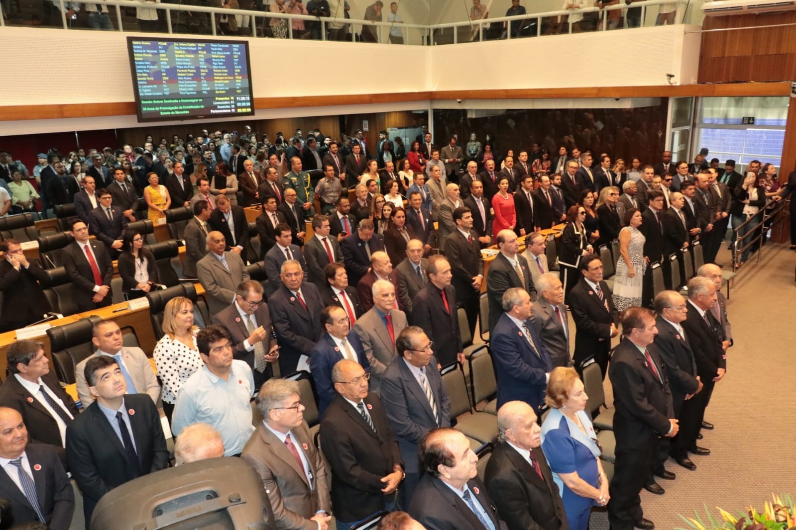 Sessão solene em comemoração aos 30 anos da Constituição Estadual 