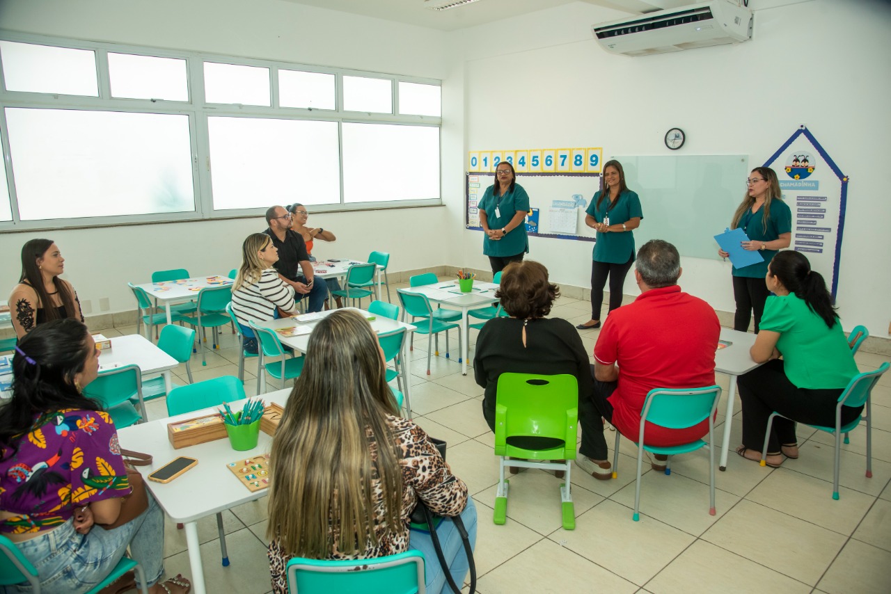 Os pais também visitaram as instalações da 