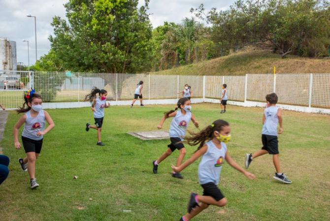 Semana da Criança - Alunos da Creche-Escola Sementinha participam de manhã recreativa 