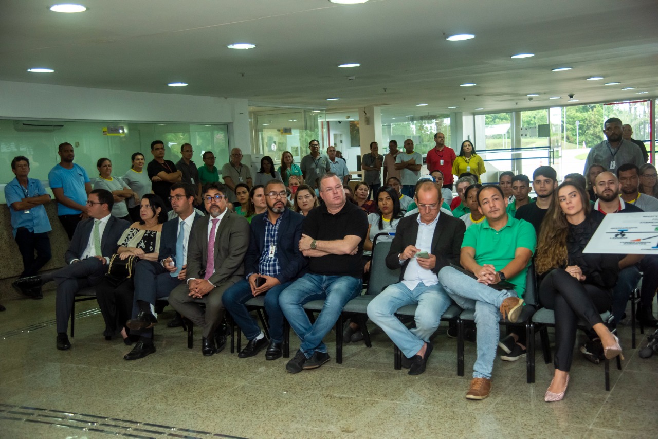 Evento contou com a presença de autoridades, diretores da Assembleia, servidores e convidados.