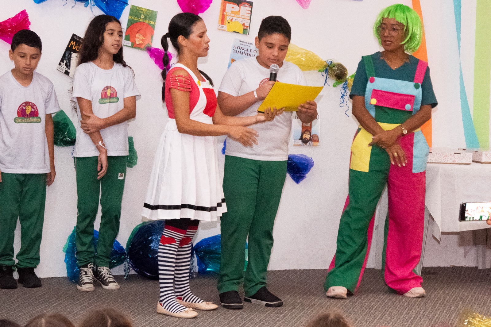  Atividades, organizadas pela equipe multidisciplinar da creche, testaram os conhecimentos e habilidades dos alunos de forma lúdica e divertida