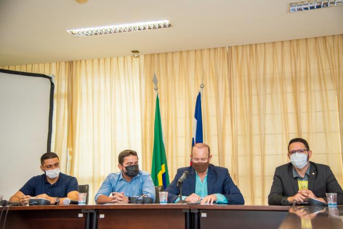 CCJ realiza primeira reunião de trabalho sob a presidência de Márcio Honaiser 