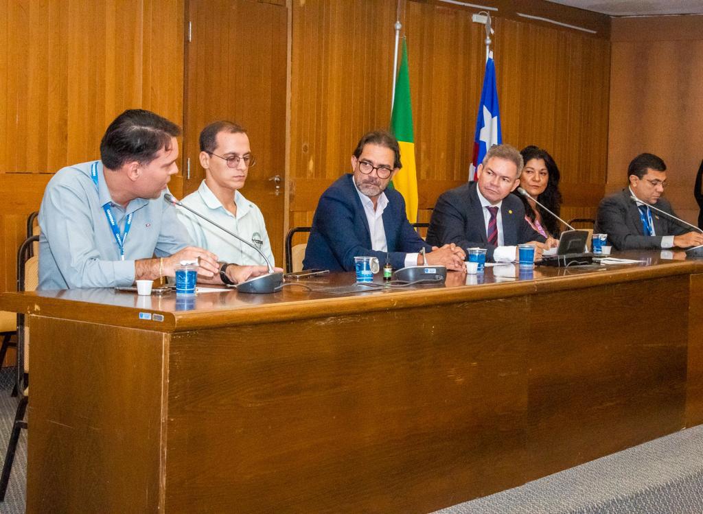 Assembleia realiza audiência pública para debater uso da cannabis para fins medicinais