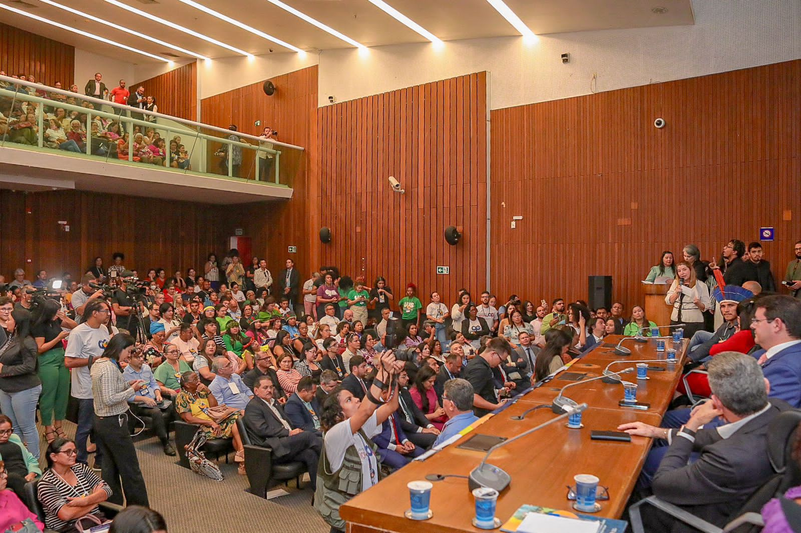 Representantes de todos os segmentos da sociedade marcaram presença ao evento ocorrido no Auditório Fernando Falcão 