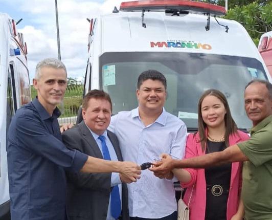Deputado Ariston garante ambulância para a Prefeitura de Sucupira do Norte
