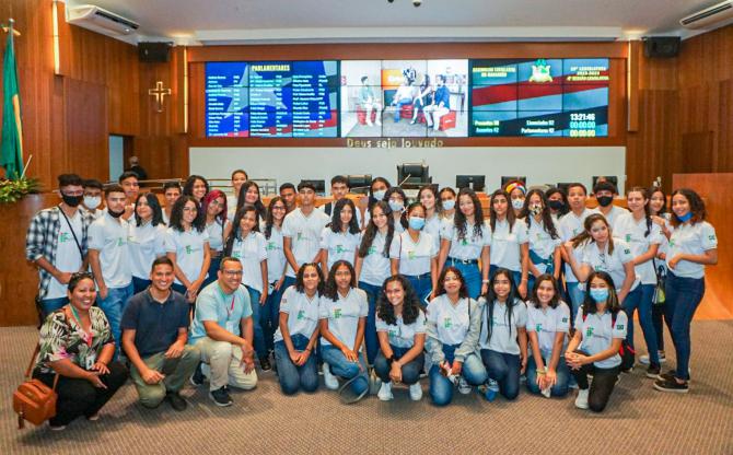 Assembleia recebe visita de alunos  do IFMA de São José de Ribamar 