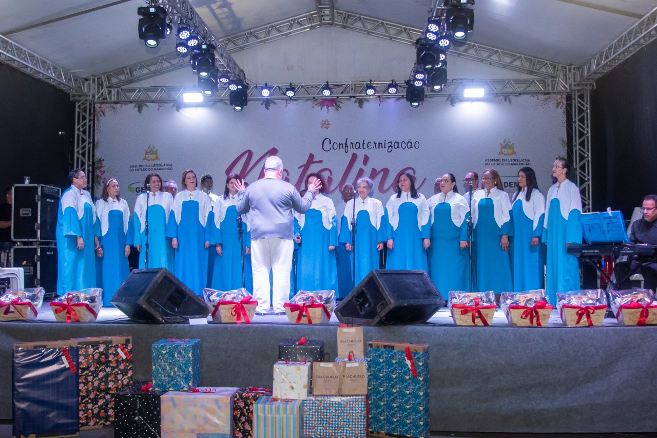 Coral São João se apresenta na festa de confraternização natalina da Assembleia Legislativa do Maranhão
