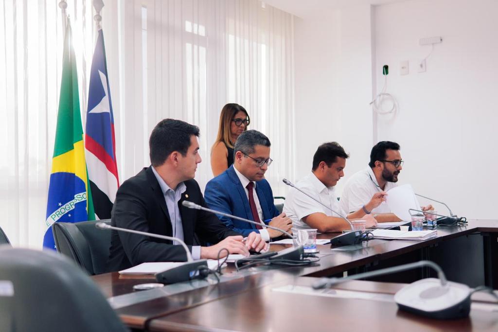 CCJ aprova parecer a projeto que obriga hospitais a disponibilizar funcionária para acompanhar pacientes em exames 