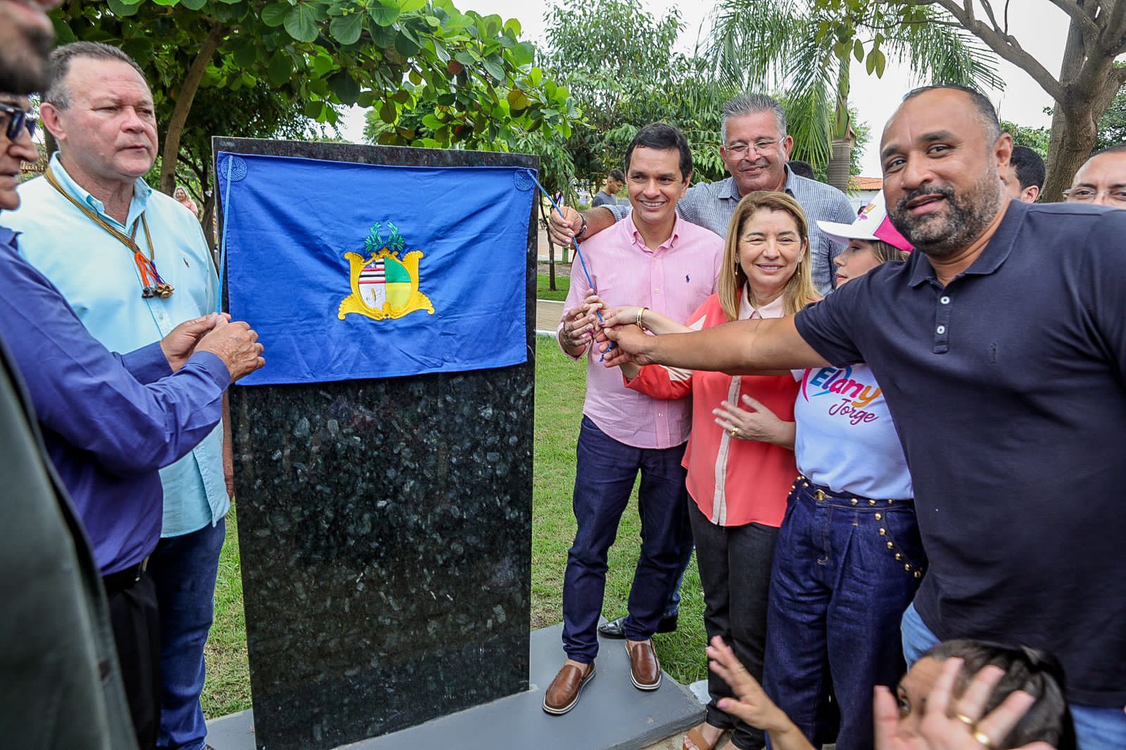  Deputada Iracema Vale participa da inauguração da Praça da Família no município de Grajaú