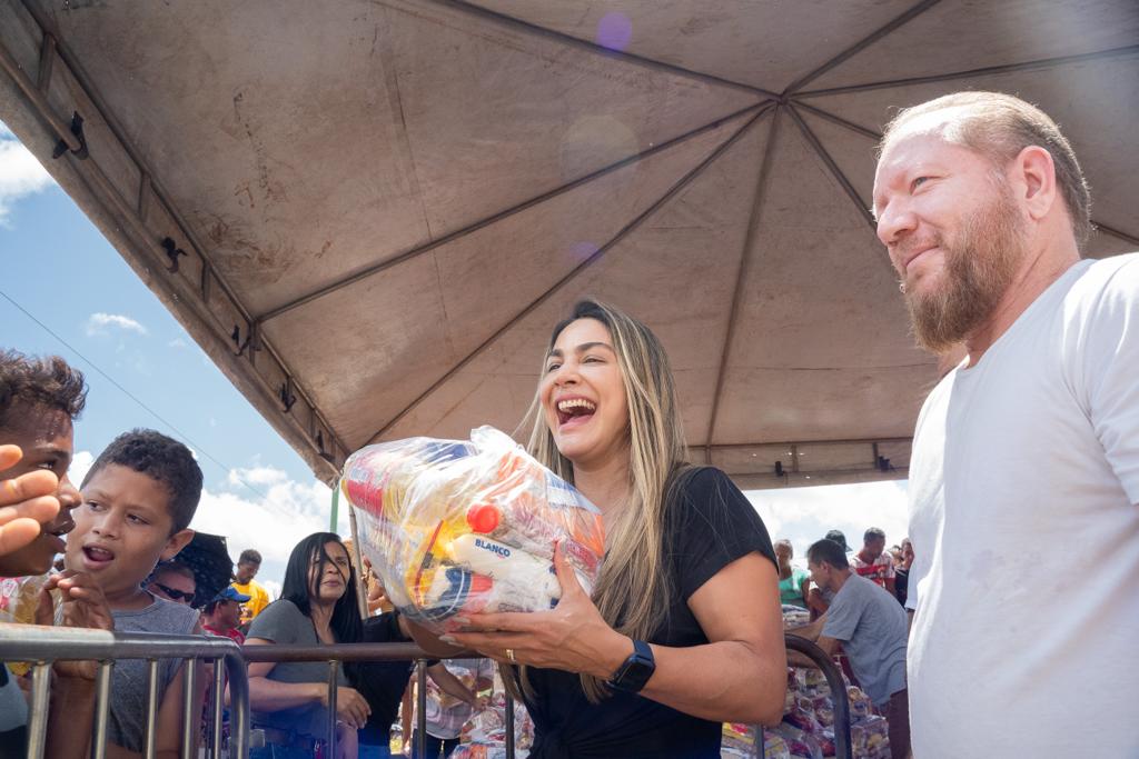 Othelino e Ana Paula fizeram pessoalmente a entrega das doações nos municípios de Pinheiro, Pedro do Rosário e Santa Helena