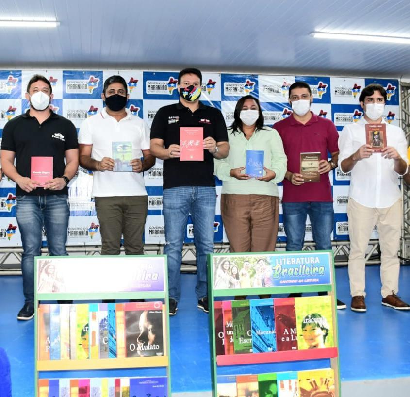 Wendell Lages participa da entrega de livros e kits pedagógicos a municípios maranhenses  