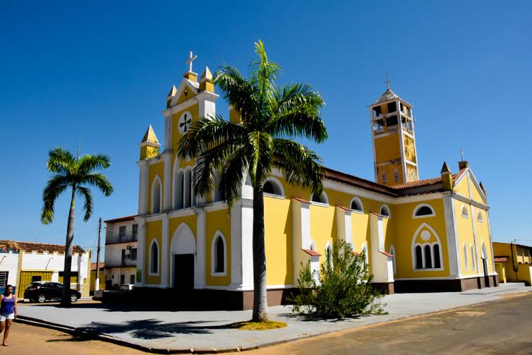 Igreja São Pedro de Alcântara, construída em 1864, localizada no centro