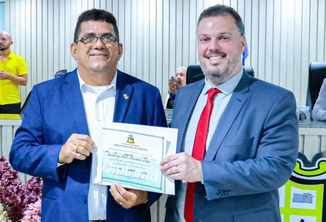 Rodrigo Lago recebe o Título de Cidadão Coroataense da Câmara Municipal