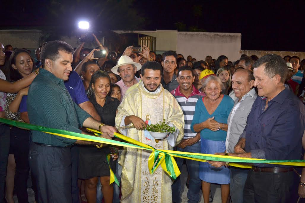 Josimar prestigia inauguração de Centro Administrativo em Maranhãozinho