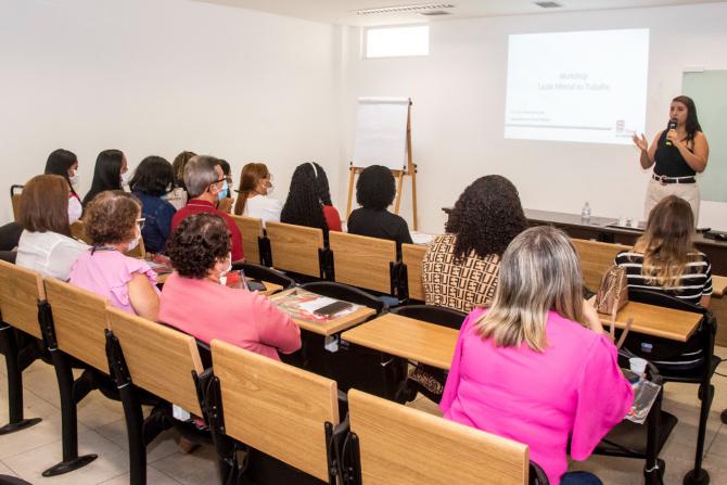 Escola do Legislativo promove workshop sobre saúde mental no trabalho