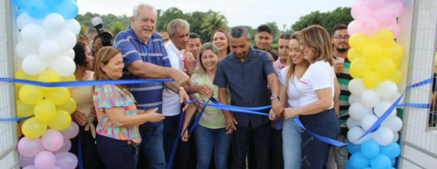 Deputada Cláudia Coutinho participa da entrega de escola no povoado Pedreiras, em Matões