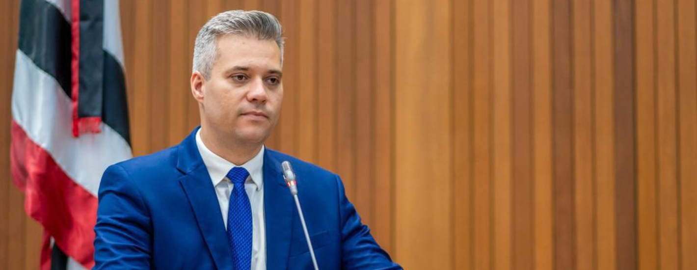 Aprovado PL de Neto Evangelista sobre divulgação de guia da Rede de Atendimento a Mulheres