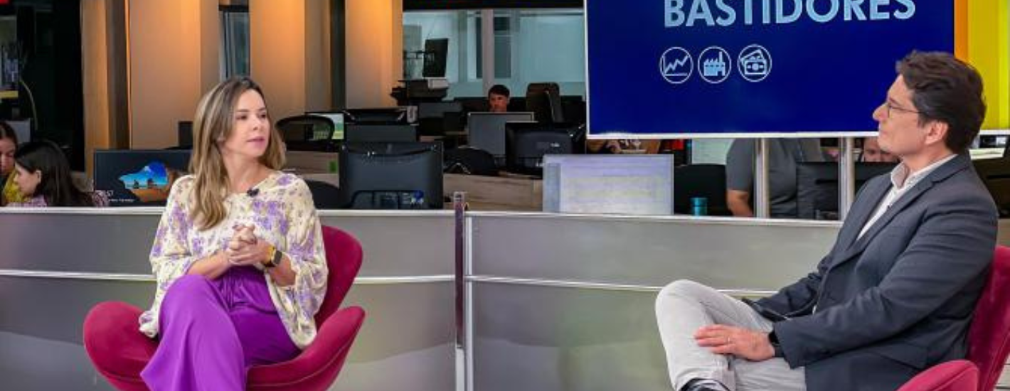 Dra. Vivianne destaca participação das mulheres na política e atuação parlamentar em entrevista