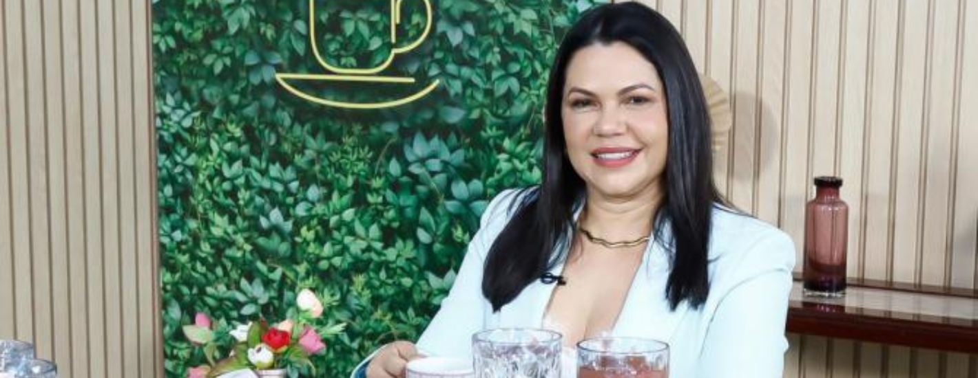 Solange Almeida ressalta leis de sua autoria voltadas às mulheres no programa ‘Café com Notícias’