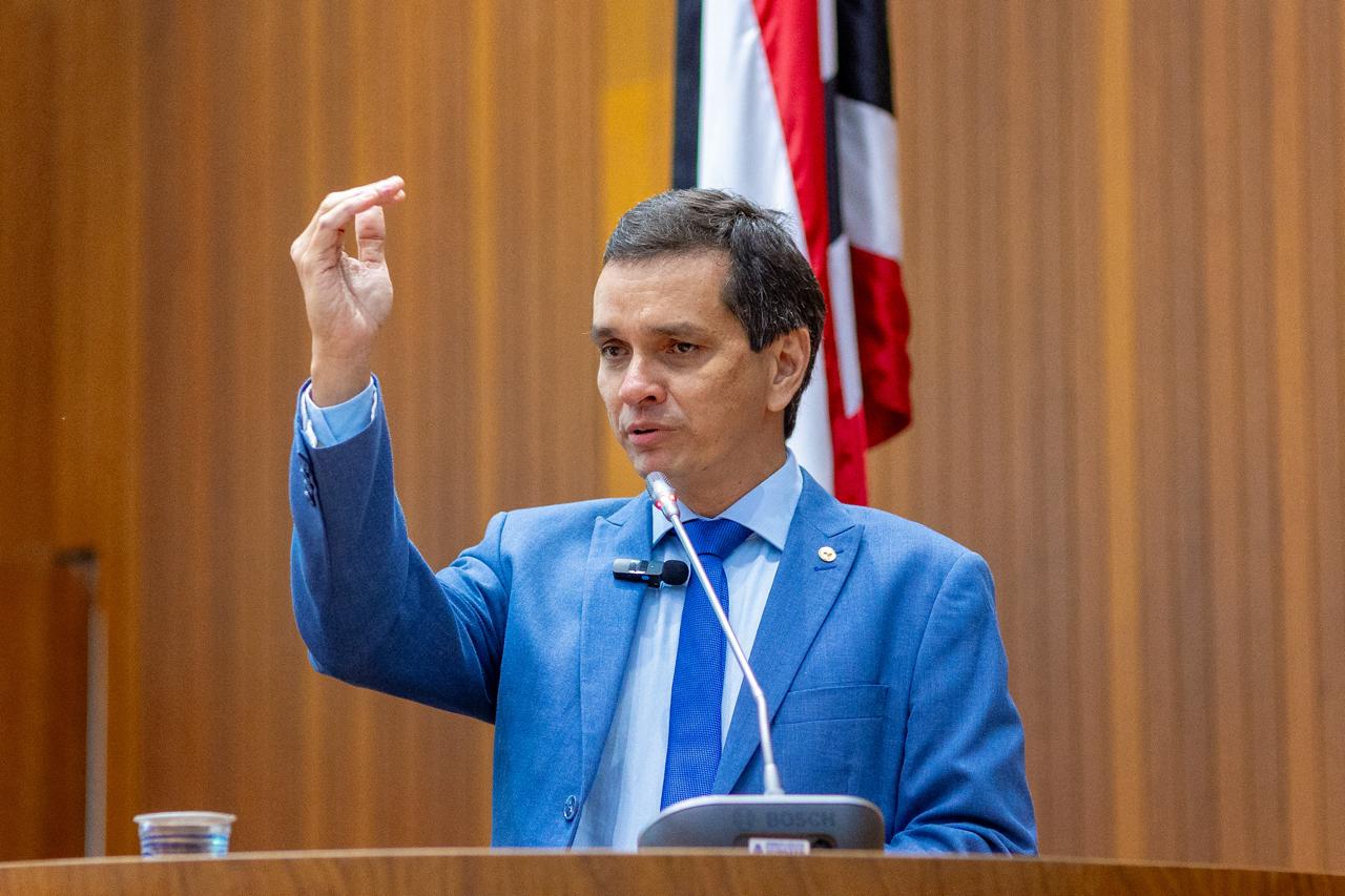 Ricardo Arruda afirma que pluralidade e debates propositivos enriquecem o Parlamento Estadual