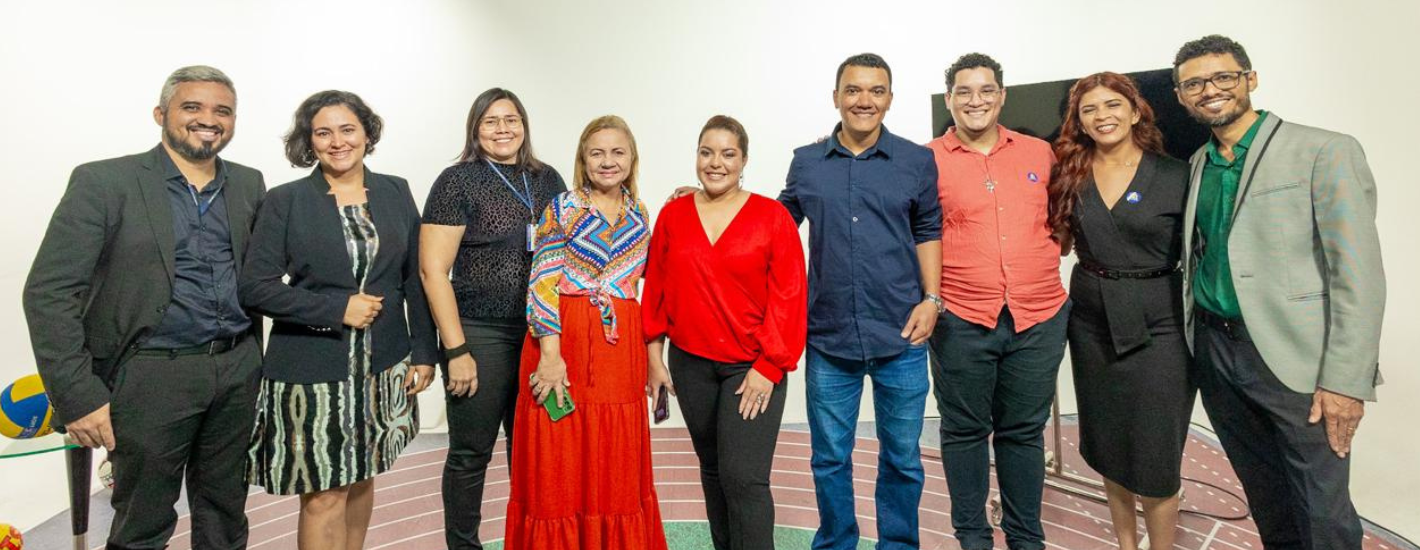 Intérpretes de Libras recém-empossados na Assembleia Legislativa iniciam trabalho