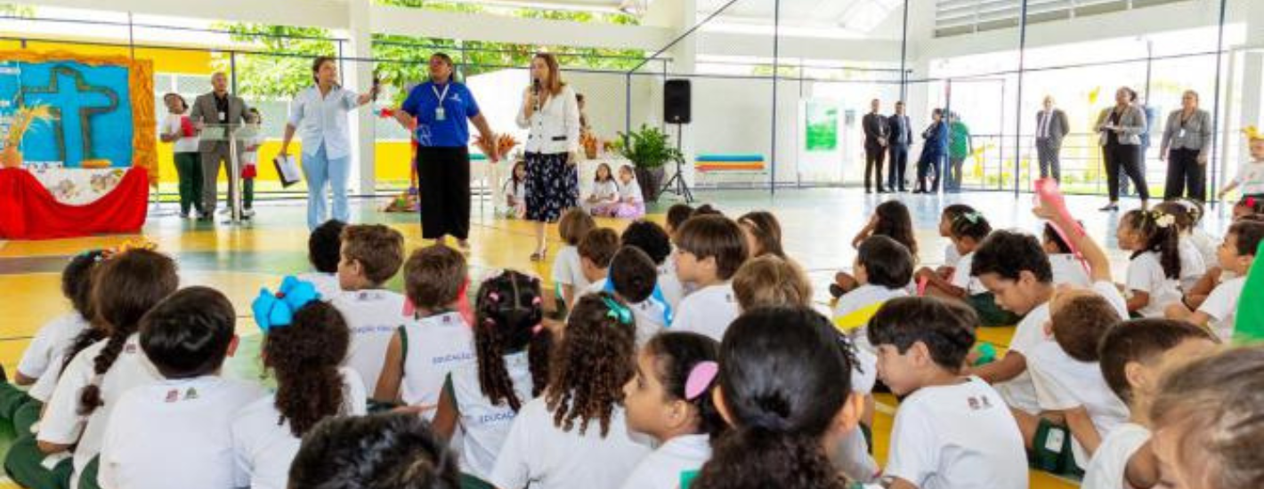 Alunos da Creche-Escola Sementinha celebram a Páscoa com encenação de peça teatral