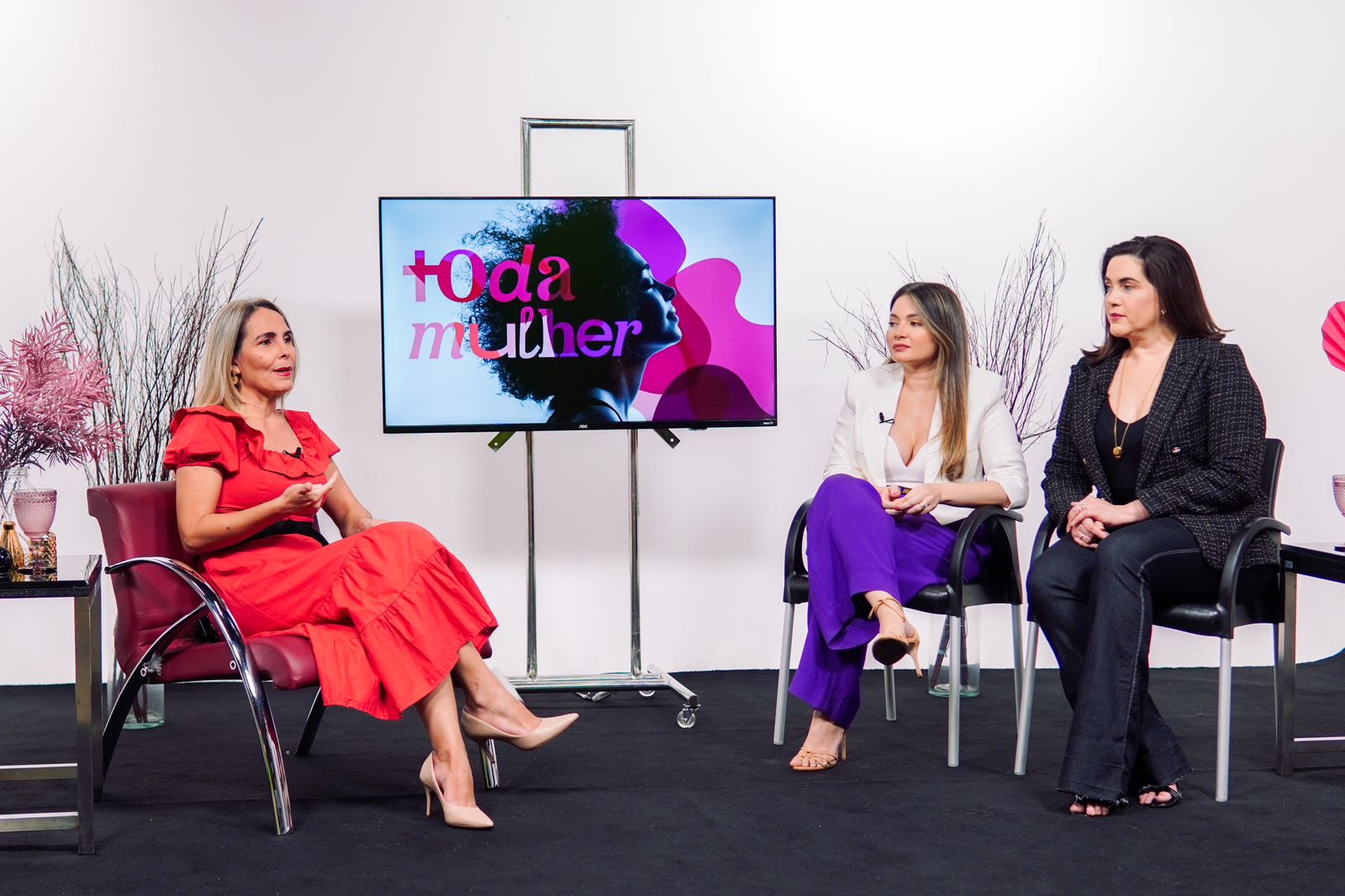 Programa ‘Toda Mulher’ esclarece sobre mudanças hormonais e saúde feminina