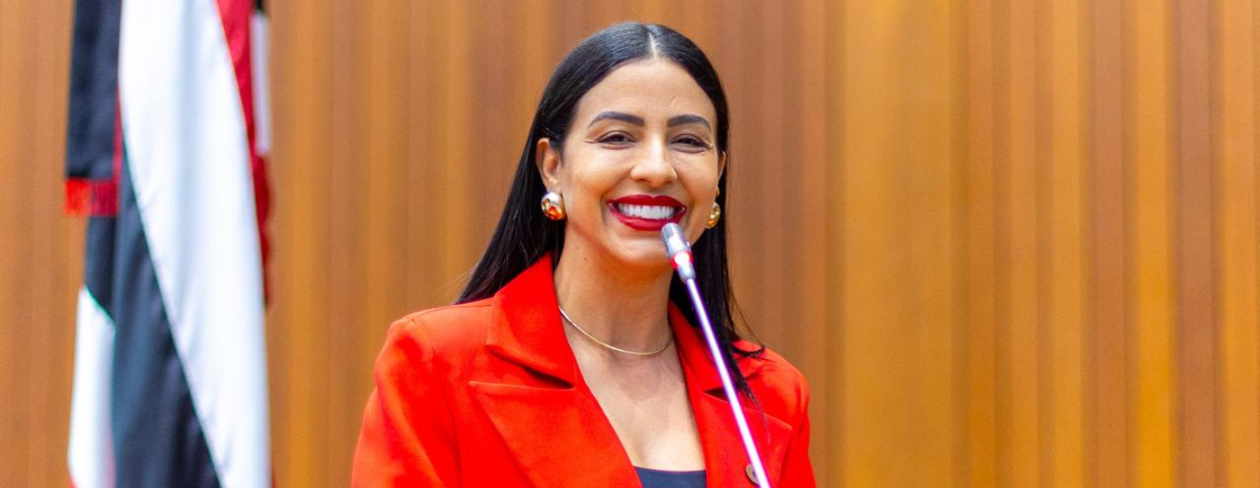 Deputada Daniella destaca posse de Remy Soares na Câmara Federal