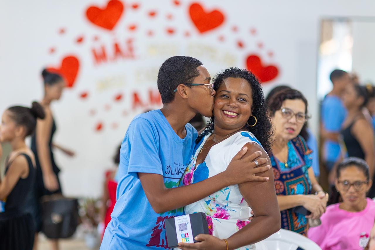 Gedema homenageia mães de alunos do programa ‘Sol Nascente’
