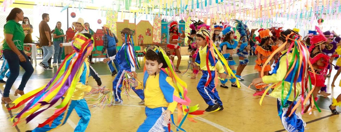 Creche-Escola Sementinha realiza animada festa de São João