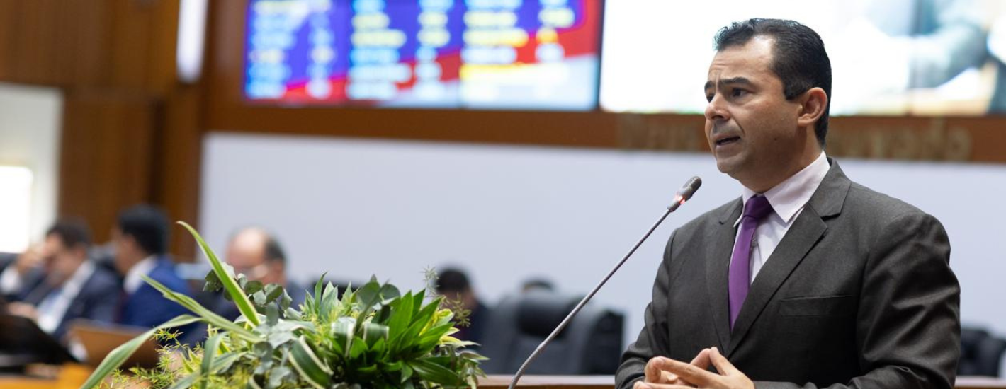 Eric Costa solicita benefícios para as comunidades de Imperatriz e Barra do Corda