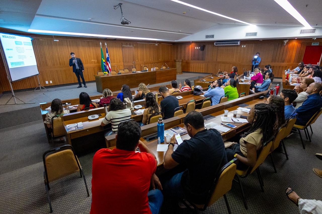 Escola do Legislativo inicia curso de capacitação em Planejamento de Contratações 