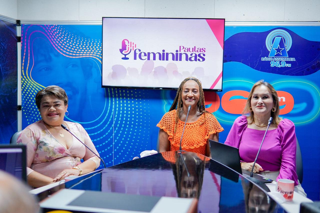 ‘Pautas Femininas’ aborda trajetória profissional da cantora Rosa Reis