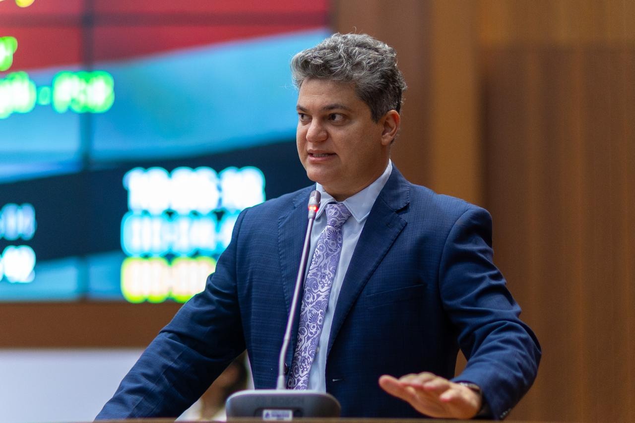 Francisco Nagib repercute pacote de obras do governo estadual em Urbano Santos e Barreirinhas