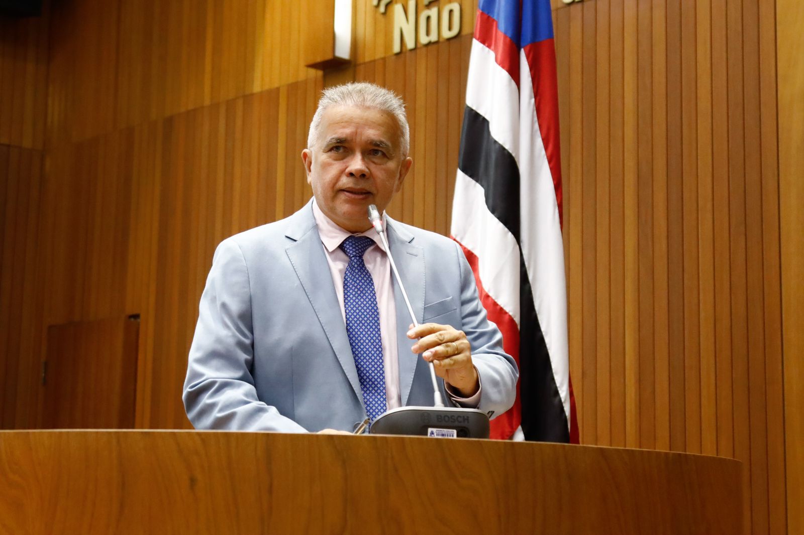 Júlio Mendonça pede ação de órgãos governamentais para prevenir incêndios