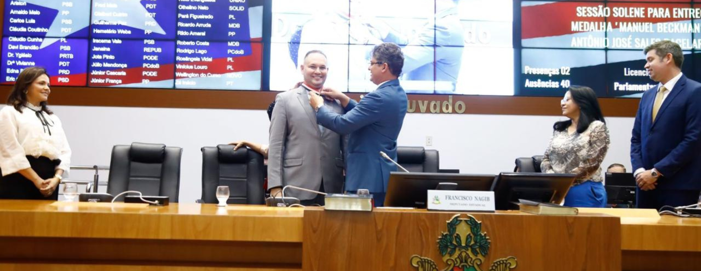 Assembleia Legislativa concede Medalha Manuel Beckman ao advogado Antônio Bacelar