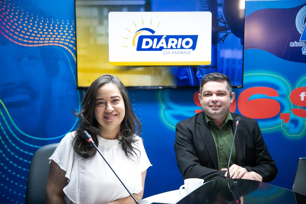 Escritora destaca a obra “O Mundo de CA – uma jornada de sonhos e reencontros surpreendentes”