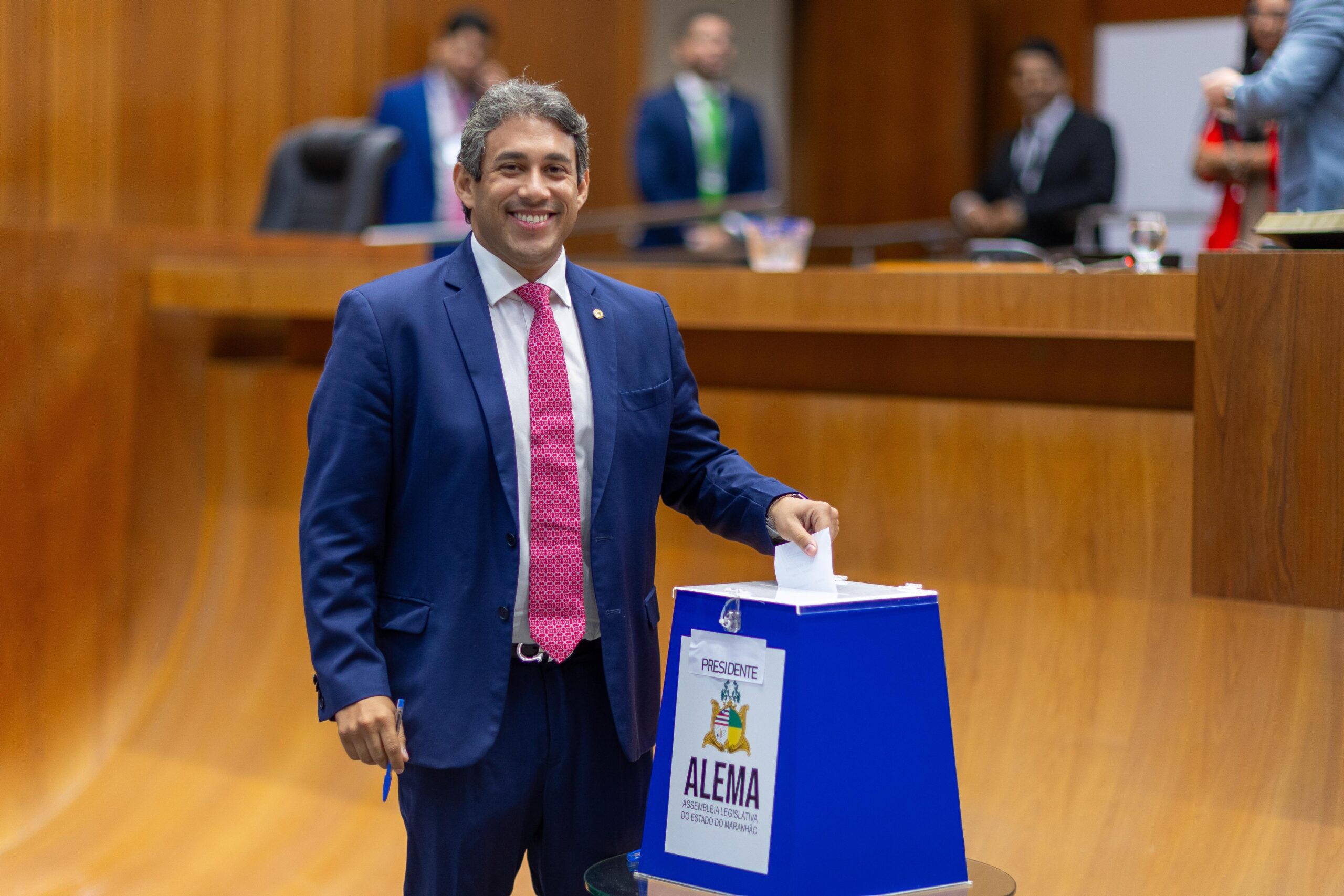 Osmar Filho é reconduzido à 3ª Secretaria em eleição da nova Mesa Diretora da Assembleia