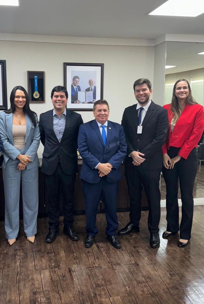 Deputado Ariston garante complexos esportivos para Santa Rita e Pastos Bons