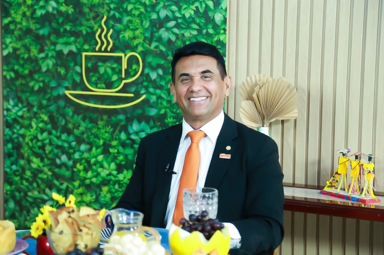Wellington do Curso destaca ações da Comissão de Recesso da Alema no ‘Café com Notícias’