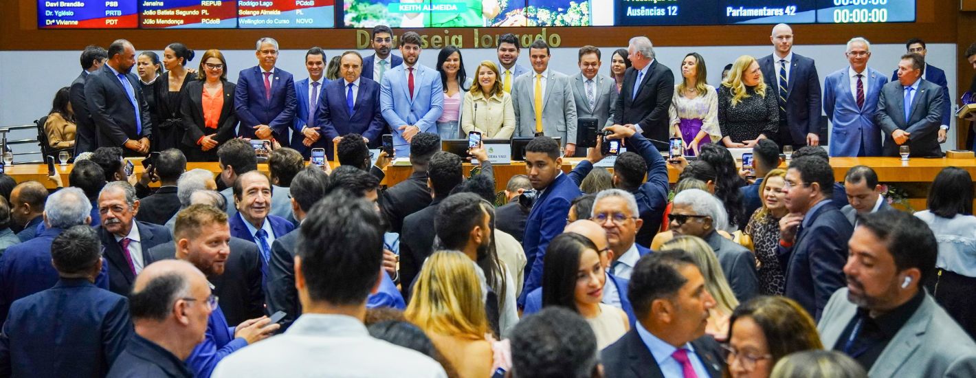 Sessão solene histórica marca encerramento da programação alusiva aos 190 anos da Alema