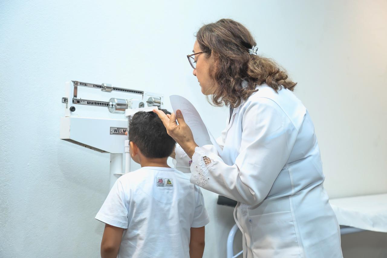 Sementinha realiza exames biométricos em alunos