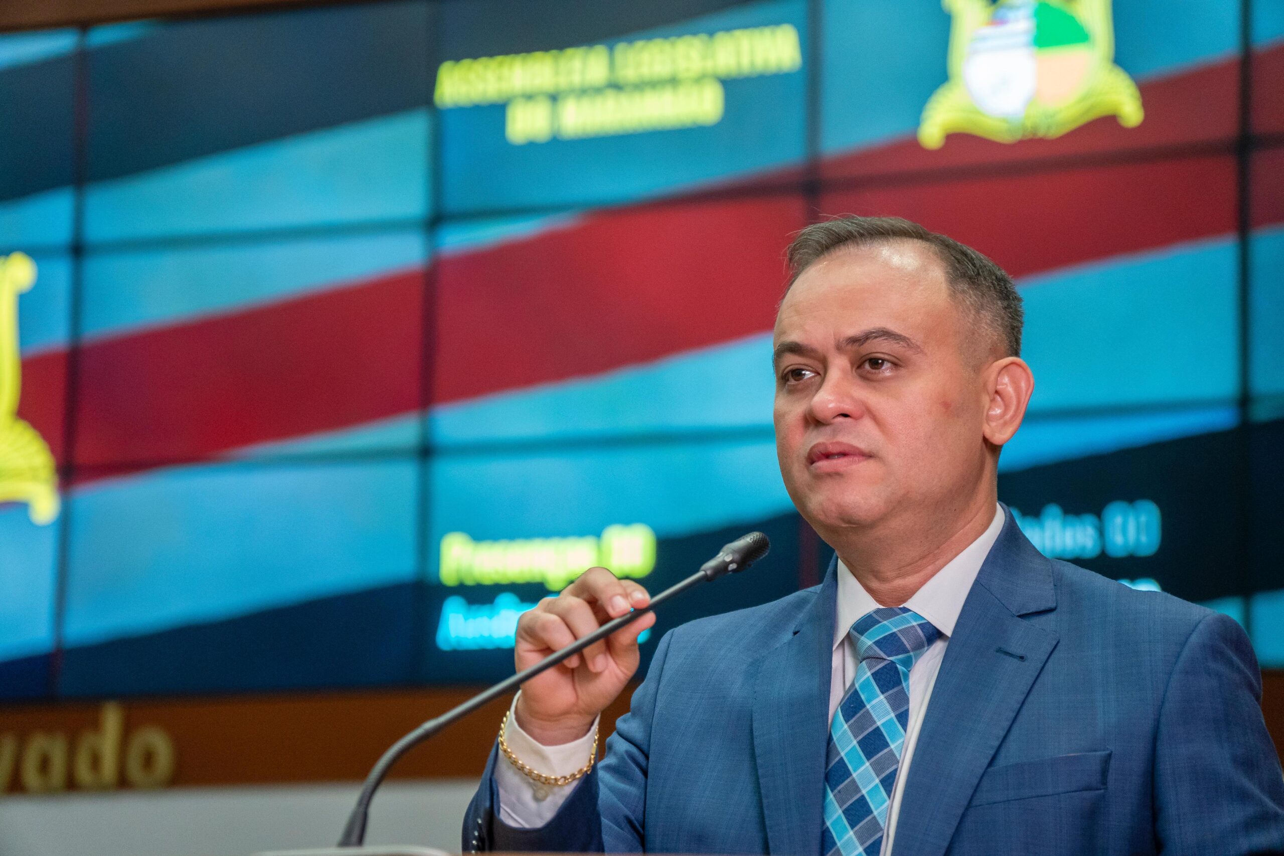 Em discurso, deputado Catulé Júnior se compromete com a classe dos profissionais da enfermagem