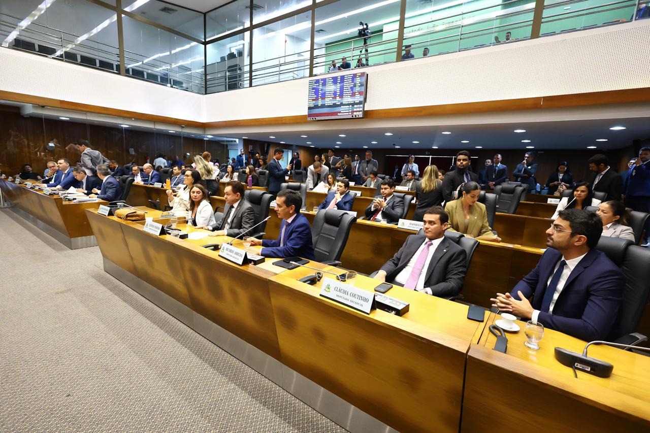 Aprovados projetos sobre criação de vara de saúde e de valorização de servidores da justiça estadual