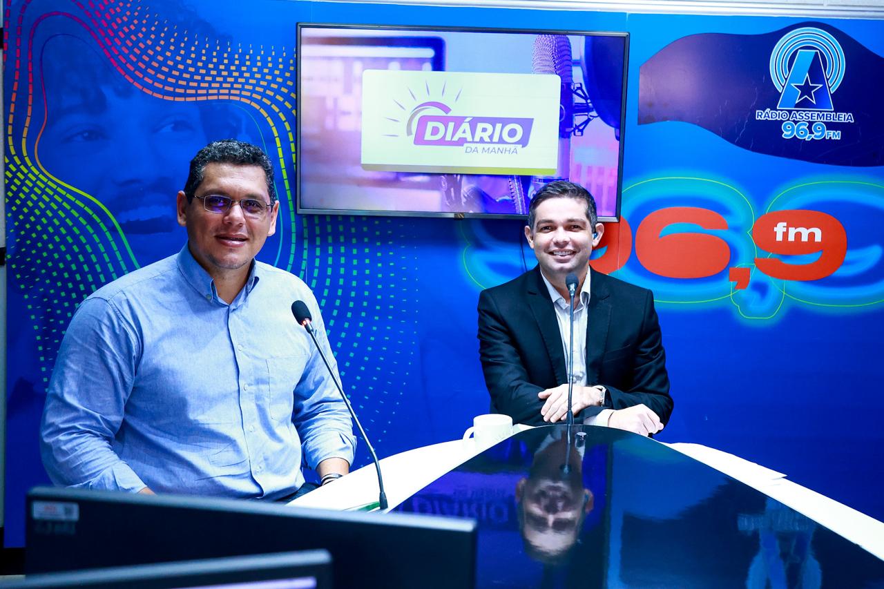 ‘Diário da Manhã’ – Secretário Thiago Prado destaca nova etapa do Cartão Universitário