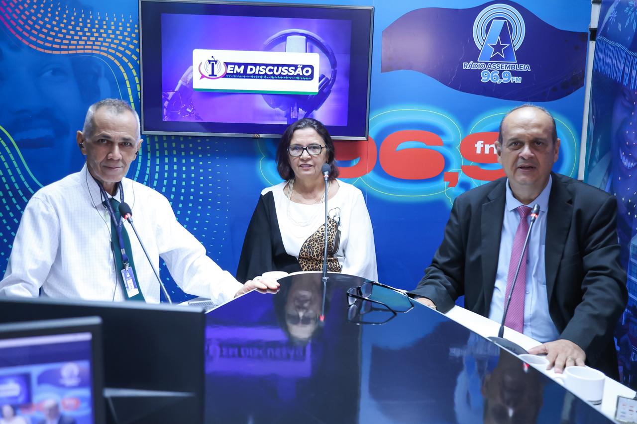 ‘Em Discussão’ fala sobre ilegalidade e riscos da venda de agrotóxicos fracionados
